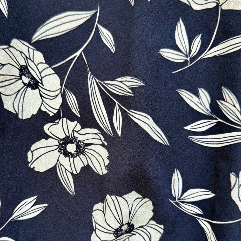 NWT Ann Taylor Floral Dress Size 10 & 12 - Picture 6 of 10